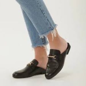 Steve Madden Kori Mules - size 8